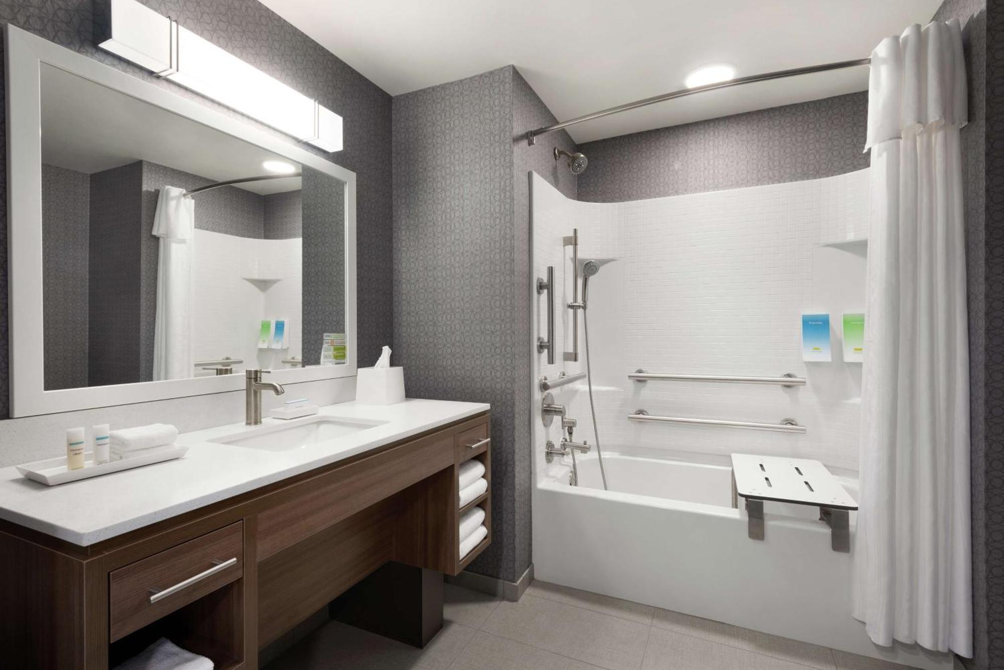 Home2 Suites By Hilton Madison Central Alliant Energy Center Buitenkant foto