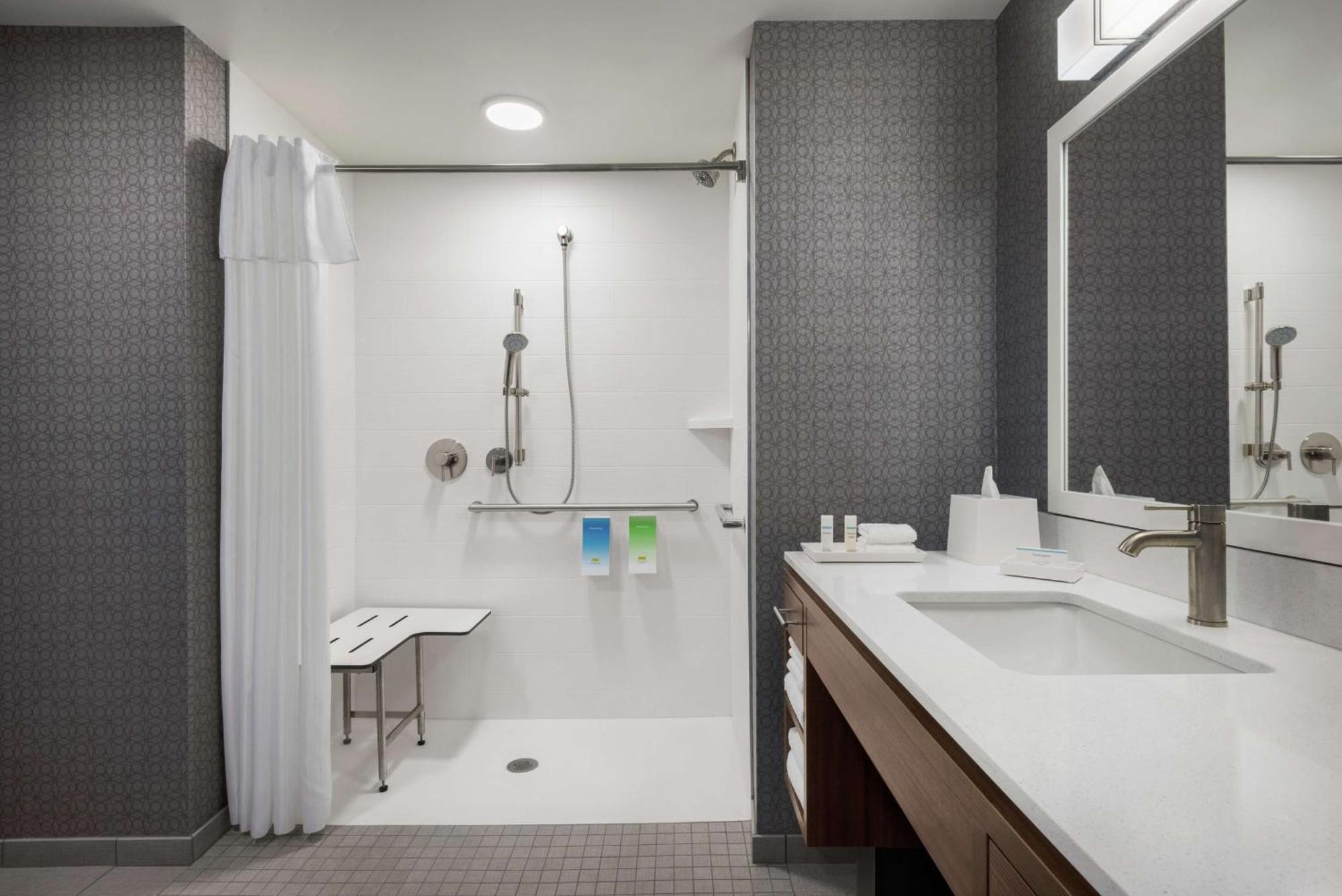 Home2 Suites By Hilton Madison Central Alliant Energy Center Buitenkant foto